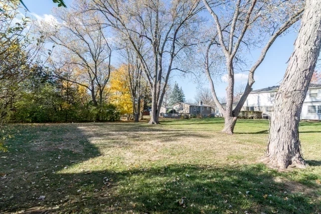 6882 Post Oak Drive, West Bloomfield, MI 48322